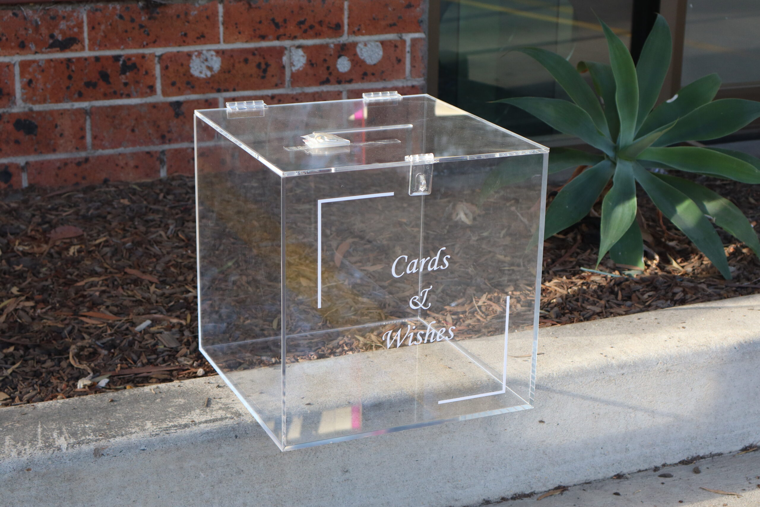 Wishing Well Money Box