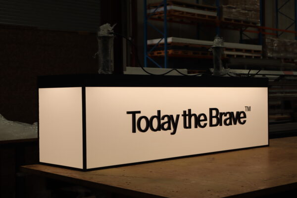 3D Under awning Lightbox